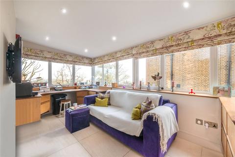 2 bedroom flat to rent, Highview, 5 Holford Road, Hampstead, London