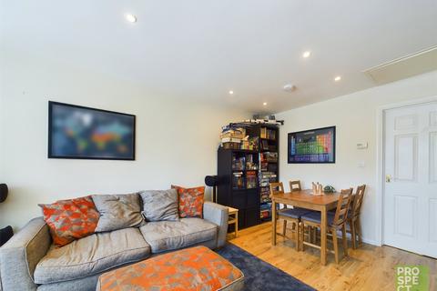 1 bedroom bungalow to rent, Forlease Road, Maidenhead, Berkshire, SL6