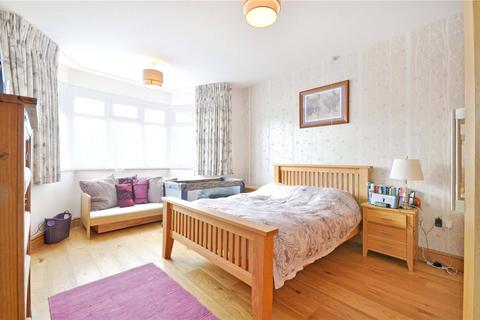 3 bedroom semi-detached house to rent, Chatsworth Road, London