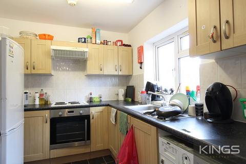 3 bedroom flat to rent, Alma Road, Southampton