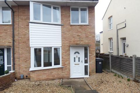 3 bedroom end of terrace house to rent, Farrer Street, Kempston