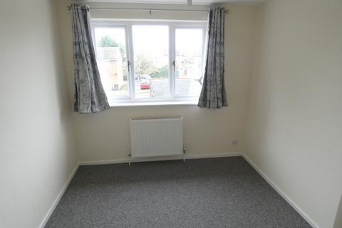 3 bedroom end of terrace house to rent, Farrer Street, Kempston