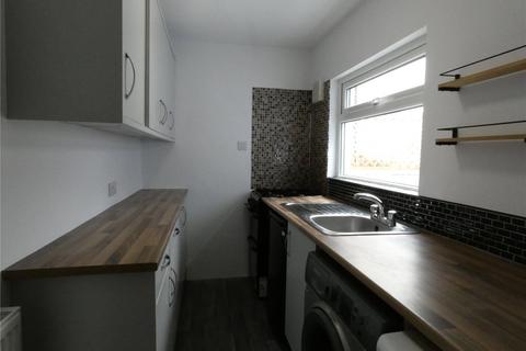 2 bedroom terraced house to rent, Hill Street, Bangor, LL57