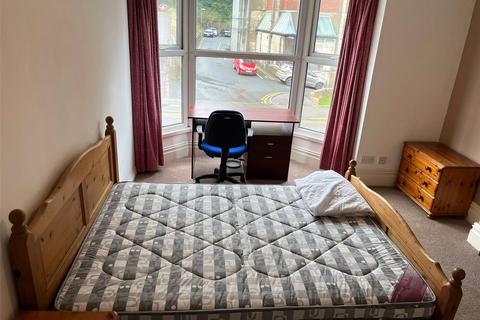 6 bedroom semi-detached house to rent - Deiniol Road, Bangor, LL57