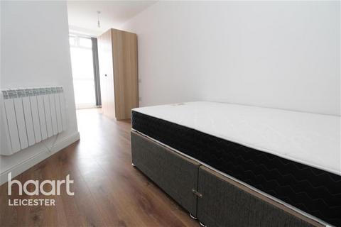2 bedroom flat to rent, LE1 Living, Lee Street