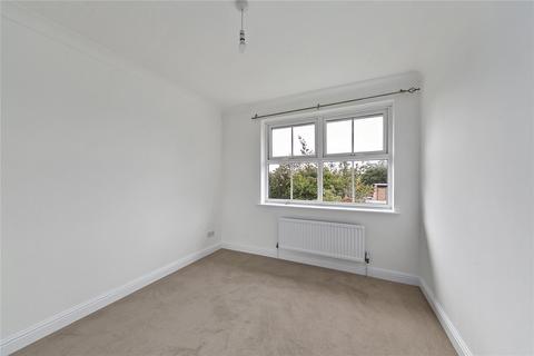 undefined, London Road, Twickenham, TW1