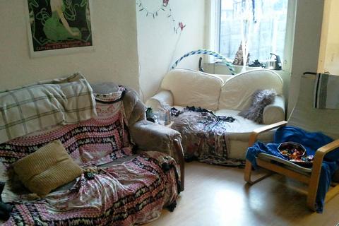 5 bedroom terraced house to rent - Heald Grove, Manchester, M14