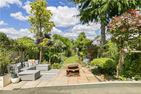 63 Heathside, Hounslow, TW4 5NJ