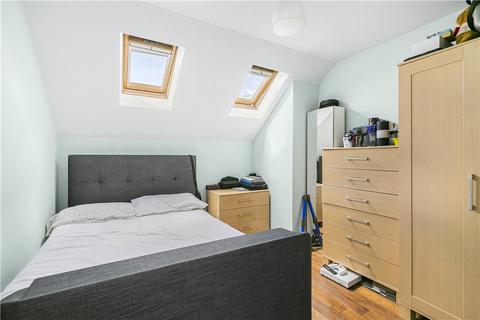 63 Heathside, Hounslow, TW4 5NJ