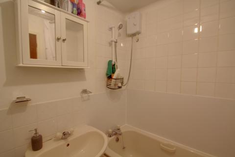 1 bedroom flat to rent, Alexandra Way, Tividale