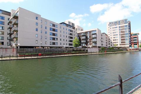 2 bedroom apartment to rent, Capella House, Celestia, Cardiff
