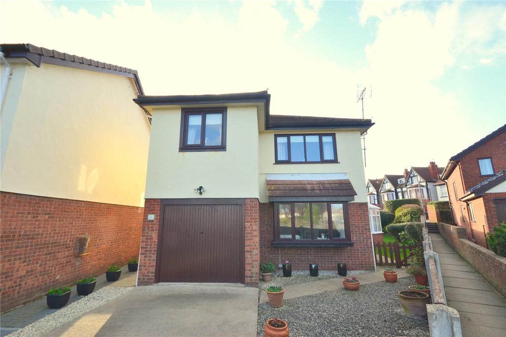 The Oval, Llandudno, Conwy, LL30 4 bed detached house £280,000
