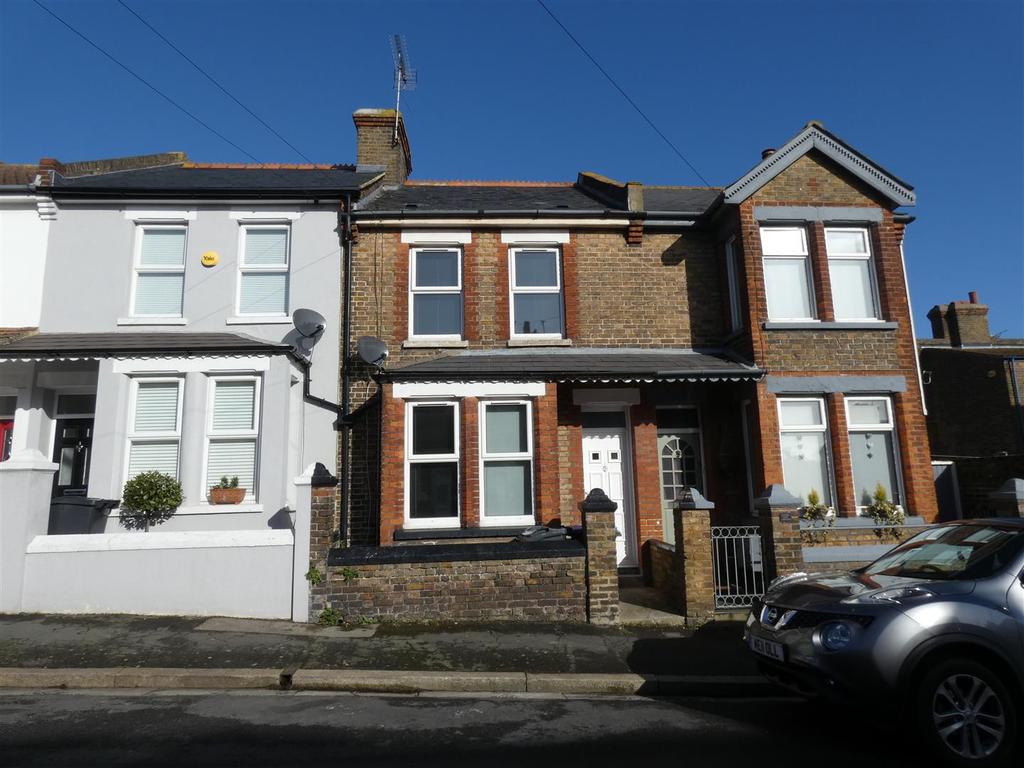 St. Patricks Road, Ramsgate 2 bed house £775 pcm (£179 pw)