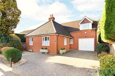 3 bedroom detached house to rent, Church Road, Westoning, Bedford, Bedfordshire, MK45