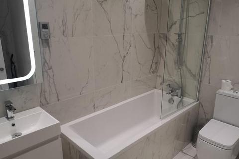 2 bedroom flat to rent, Reading Centre,  Reading,  RG1