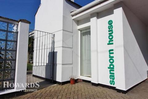undefined, Corton Long Lane, Lowestoft
