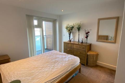 1 bedroom apartment to rent, Altamar, Kings Road, Swansea, SA1 8PY
