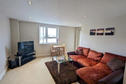 1 bedroom apartment to rent, Altamar, Kings Road, Swansea, SA1 8PY