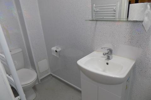undefined, Ffordd Y Ffynnon, Bangor, Gwynedd, LL57