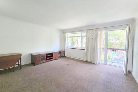 2 bedroom maisonette for sale, Westfield Park, Hatch End