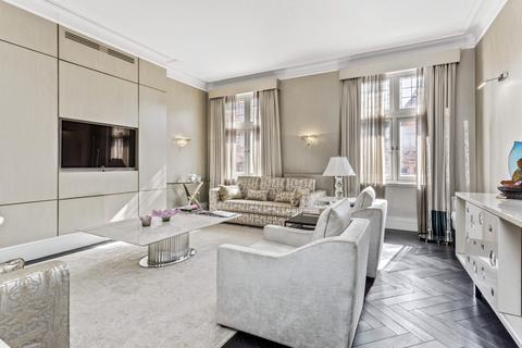 Mayfair London Instagramable Place Marylebone Square Marylebone Lane London W1 3 bed flat 