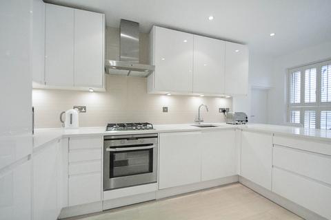 4 bedroom terraced house to rent, Smith Street, London, SW3