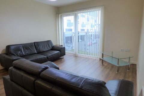 2 bedroom apartment to rent, Bishops Corner, Manchester, M15 4UW