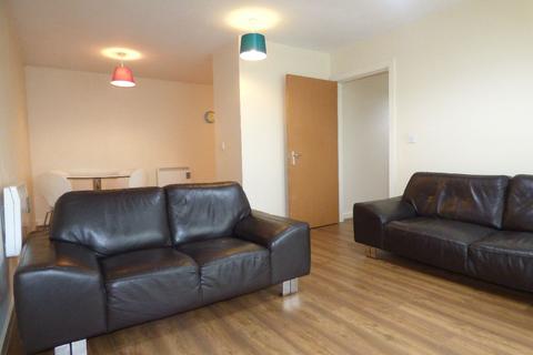 2 bedroom apartment to rent, Bishops Corner, Manchester, M15 4UW