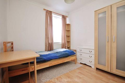 2 bedroom maisonette to rent, Barnard Gardens, New Malden