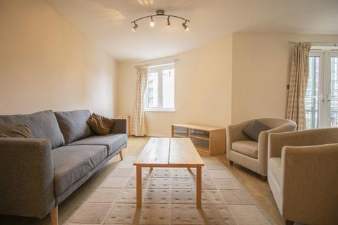 2 bedroom apartment to rent - Adventurers Quay, Cardiff Bay