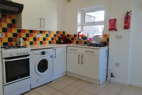 4 bedroom end of terrace house to rent, Mason Street, Bangor, Gwynedd, LL57