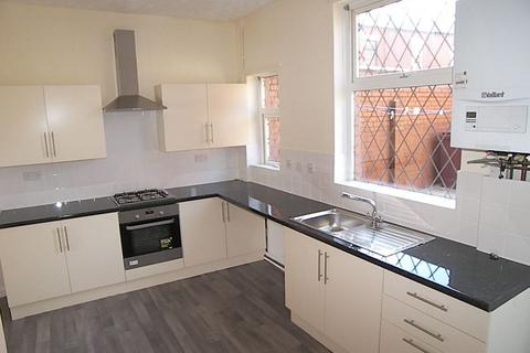 2 bedroom terraced house to rent, Presto Street, Farnworth, Bolton