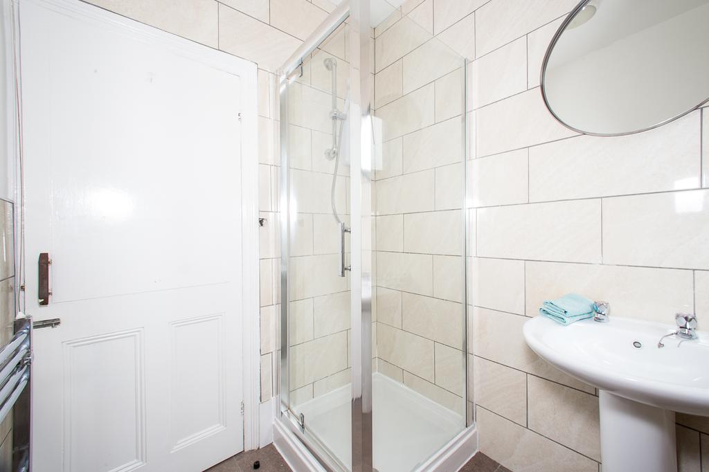 8 Hessle Avenue