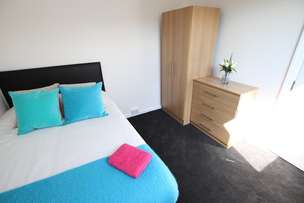 8 Hessle Terrace
