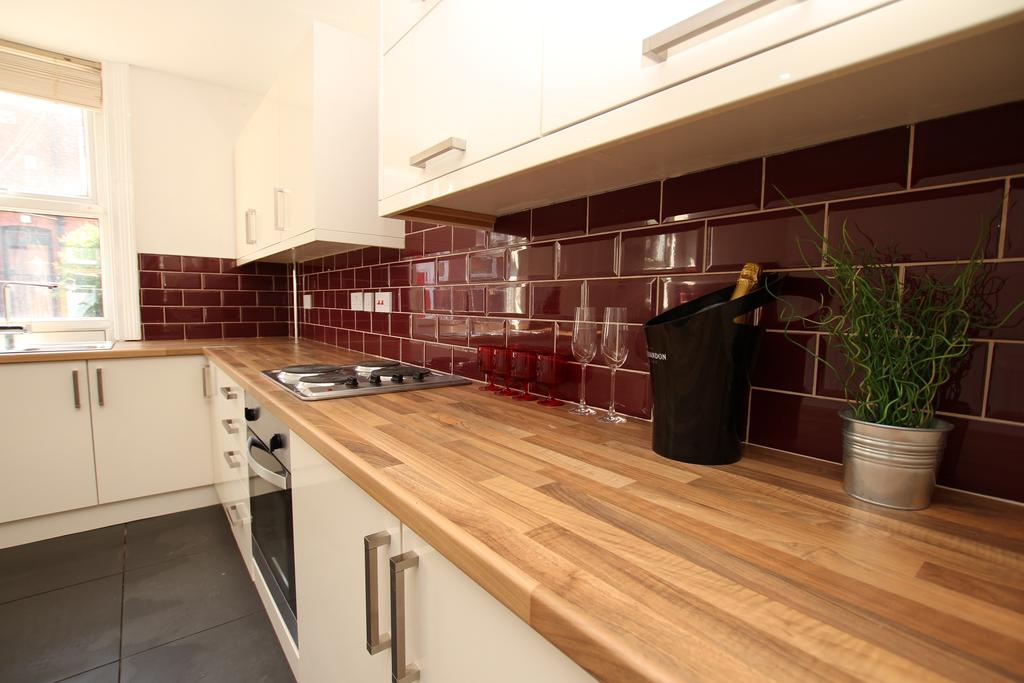 8 Hessle Terrace