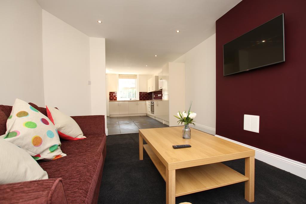 8 Hessle Terrace