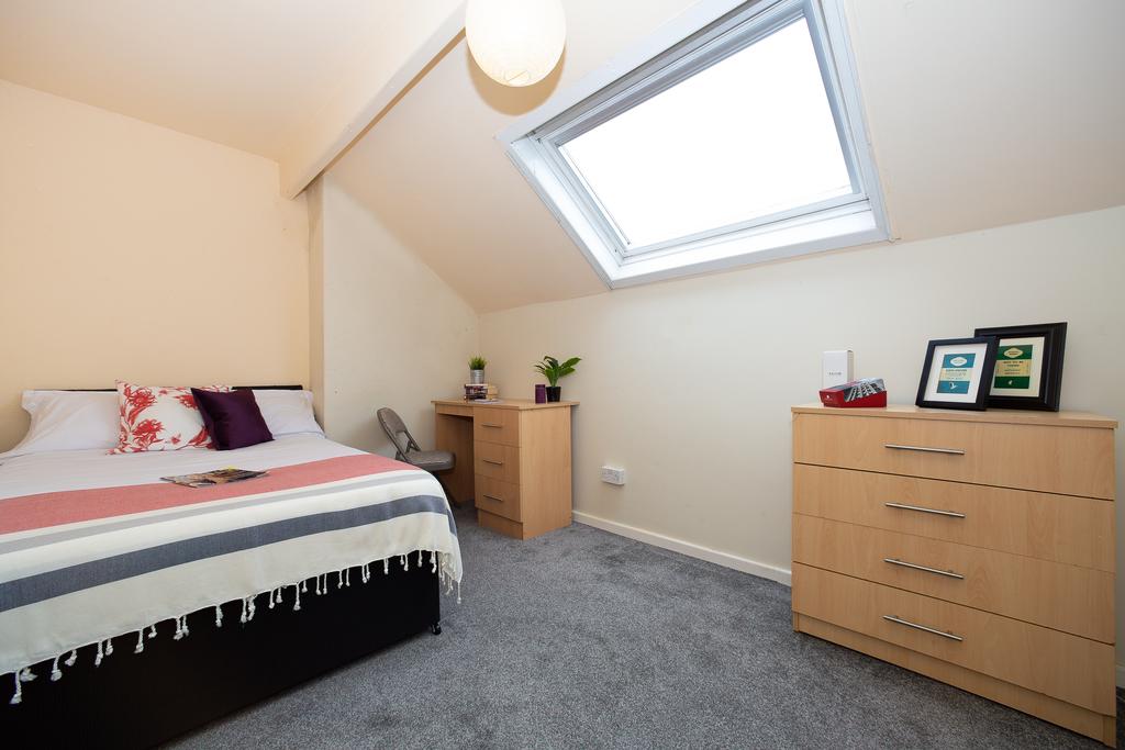 24 Hessle Terrace