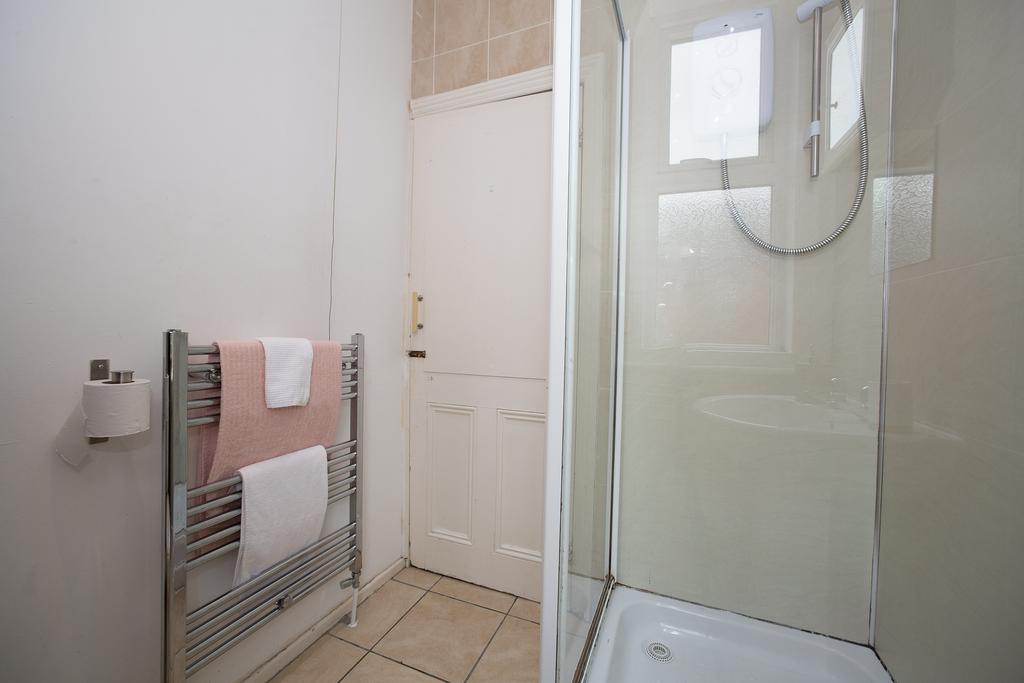 24 Hessle Terrace