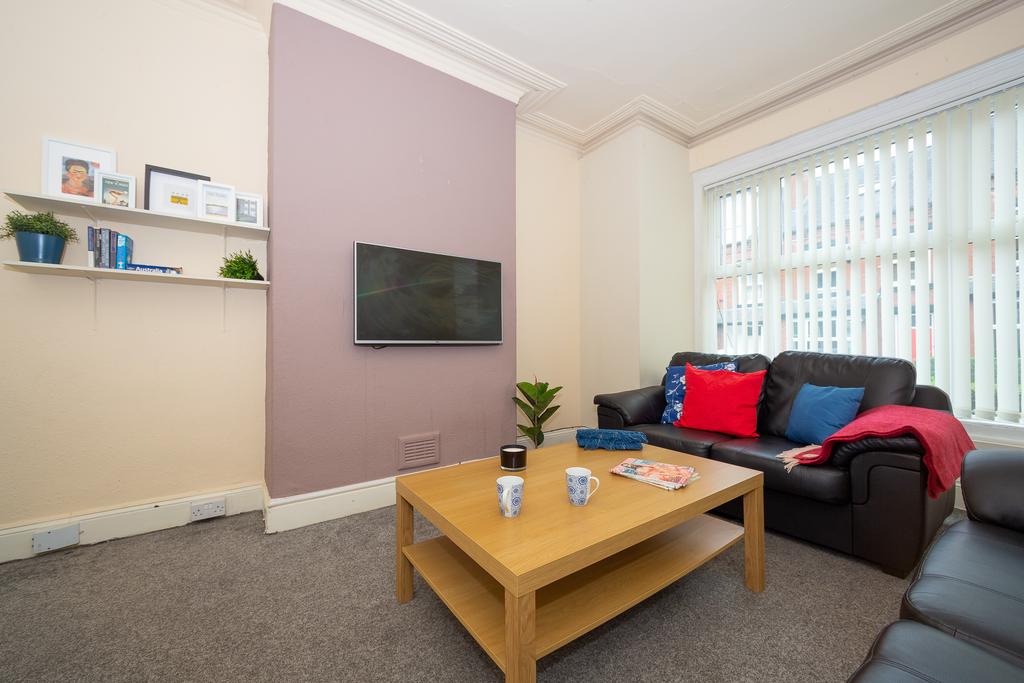 24 Hessle Terrace