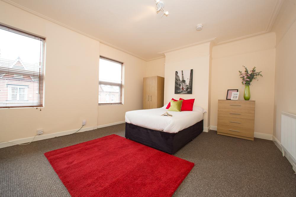 47 Headingley Avenue