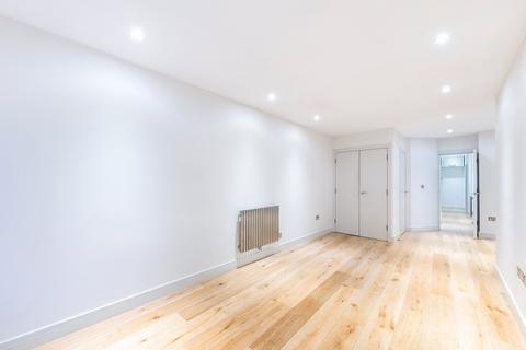 1 bedroom property to rent, Berwick Street, W1F