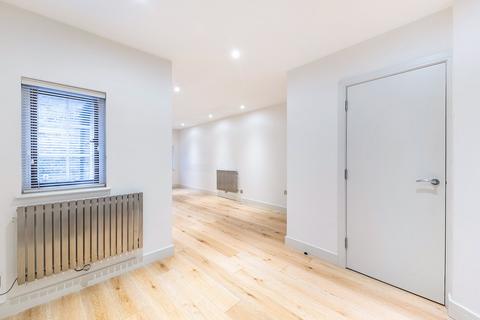 1 bedroom property to rent, Berwick Street, W1F