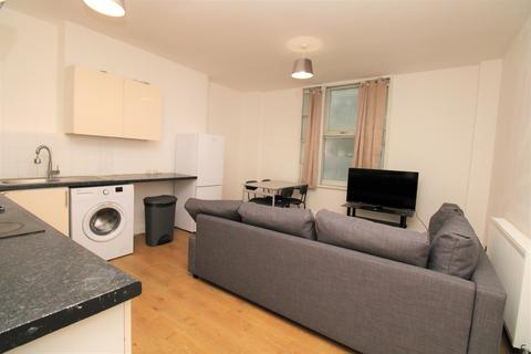 2 bedroom apartment to rent, New Cross Road, New Cross, SE14