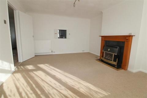 2 bedroom flat to rent, Harlands Road, Haywards Heath, RH16