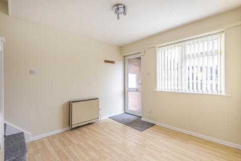 1 bedroom semi-detached house to rent, Banbury,  Oxfordshire,  OX16