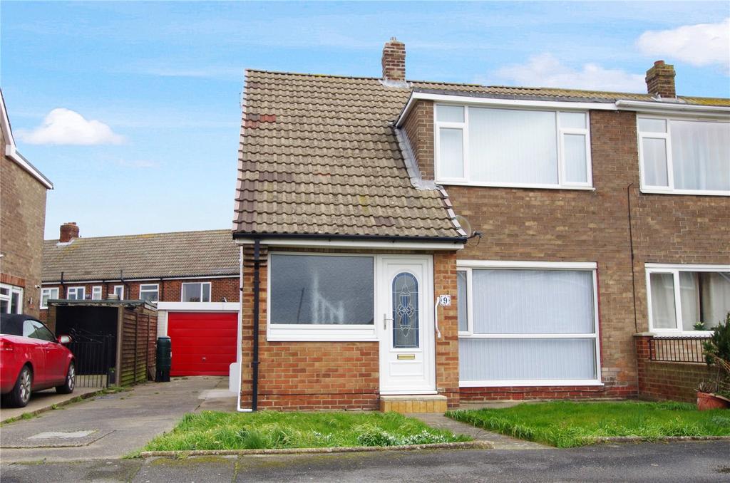 Leonard Close, Paull, Hull, East Yorkshire, HU12 3 bed bungalow £145,000