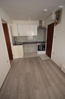 Studio to rent, London Road, Southampton