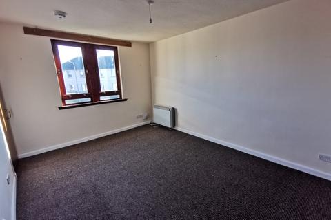 2 bedroom flat to rent, Kelso Place, Kirkcaldy, KY2