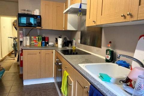 undefined, Caernarfon Road, Bangor, Gwynedd, LL57