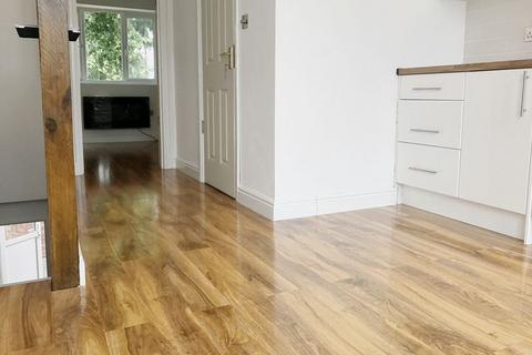 1 bedroom apartment to rent, Ermine Side, Bush Hill Park, Enfield